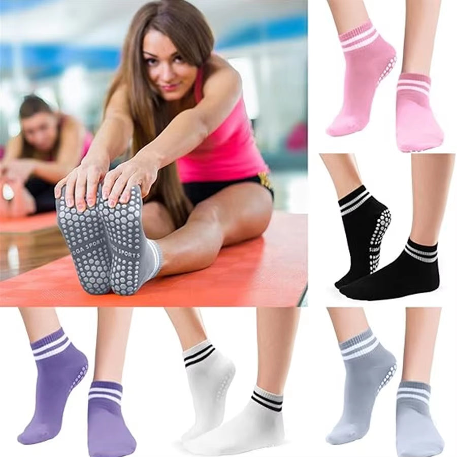 Step Up Your Workout with Our Non-Slip Grip Socks for Women - Perfect for Pilates, Yoga, and Dance!